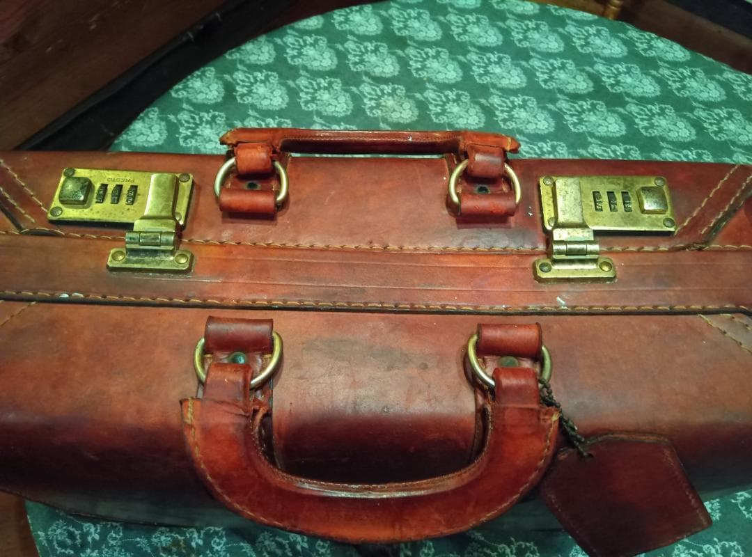 本革製ビンテージトランク