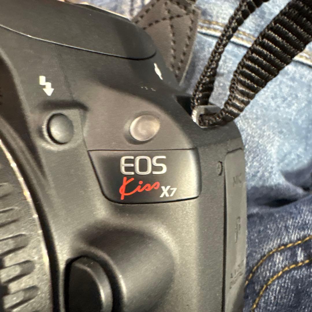 Canon EOSx7 デジタル一眼レフカメラ 2本レンズ80-300レンズ付き
