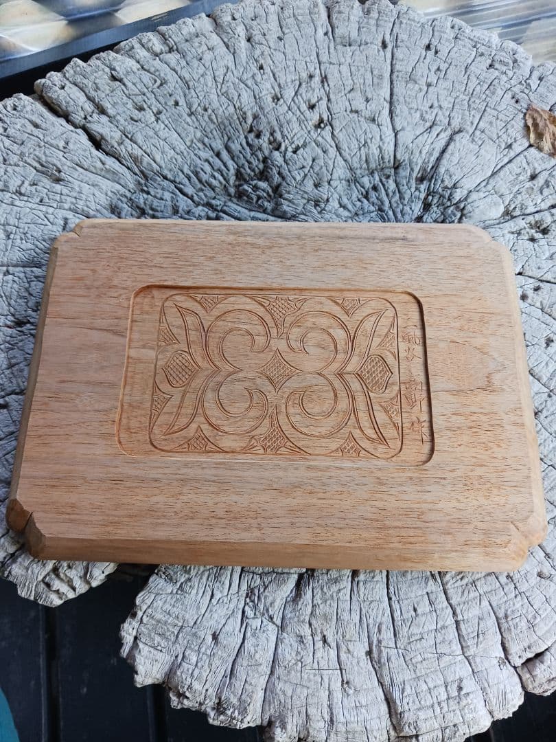 子持ち盆　イタ　アイヌ　白老　カムイ　文様　伝統工芸　御盆　アンティーク　食器