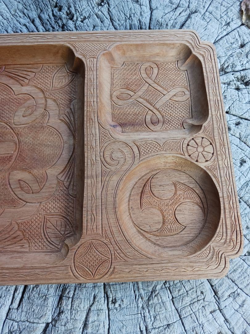 子持ち盆　イタ　アイヌ　白老　カムイ　文様　伝統工芸　御盆　アンティーク　食器