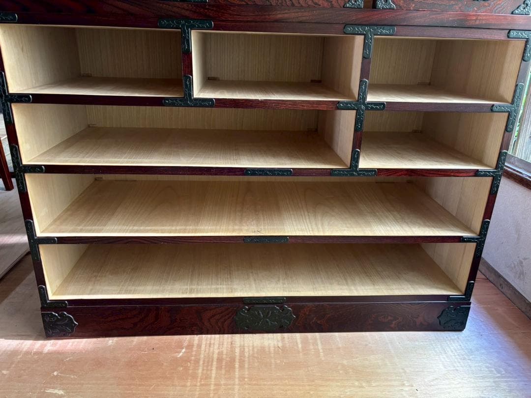 美品　岩谷堂箪笥　桜2号　欅材　漆塗り　和箪笥　古家具　インテリア　収納箪笥