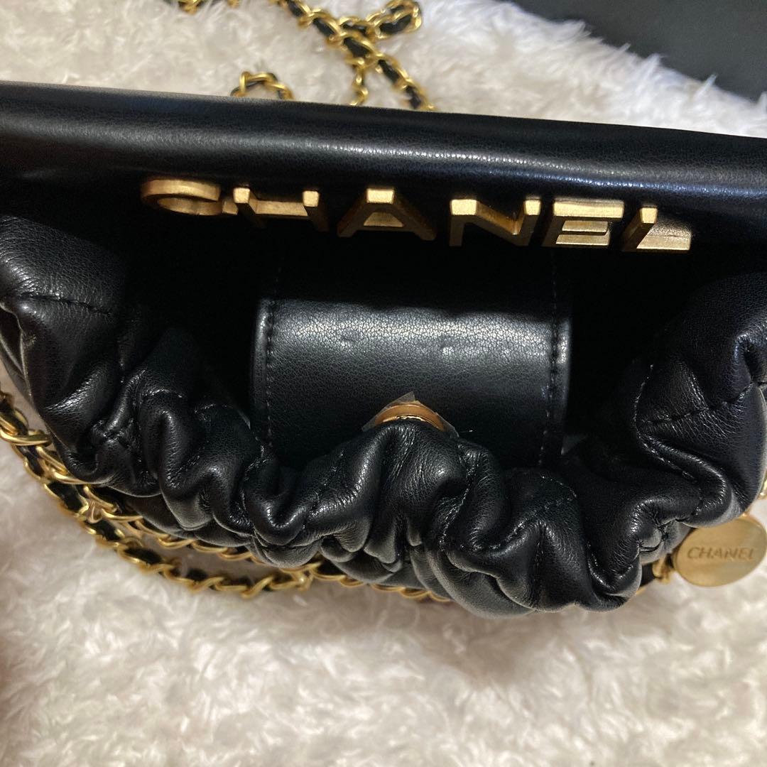 CHANEL キルティングビジューショルダーバッグ ブラック