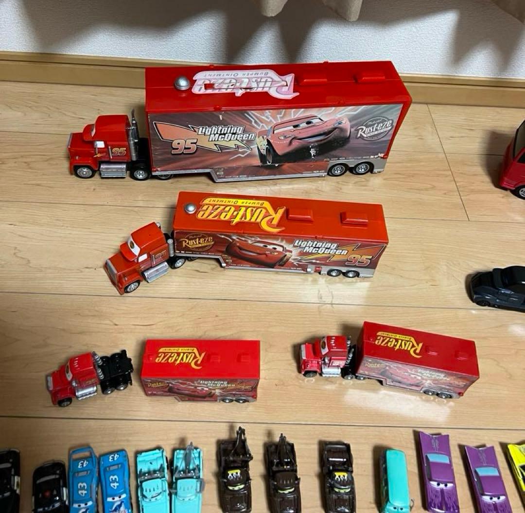 カーズ、ミニカー（ミゲルカーミノ、8番、マック）