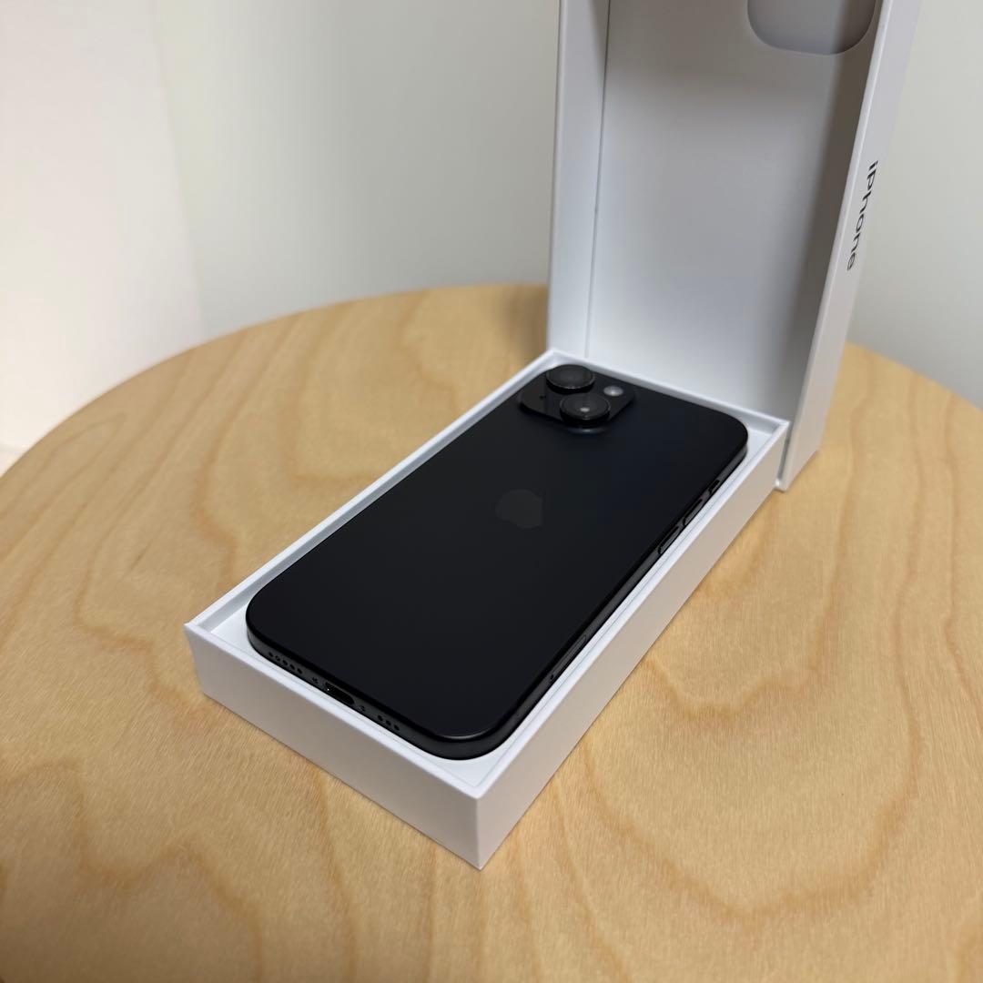 iPhone 15 ブラック 256GB SIMフリー