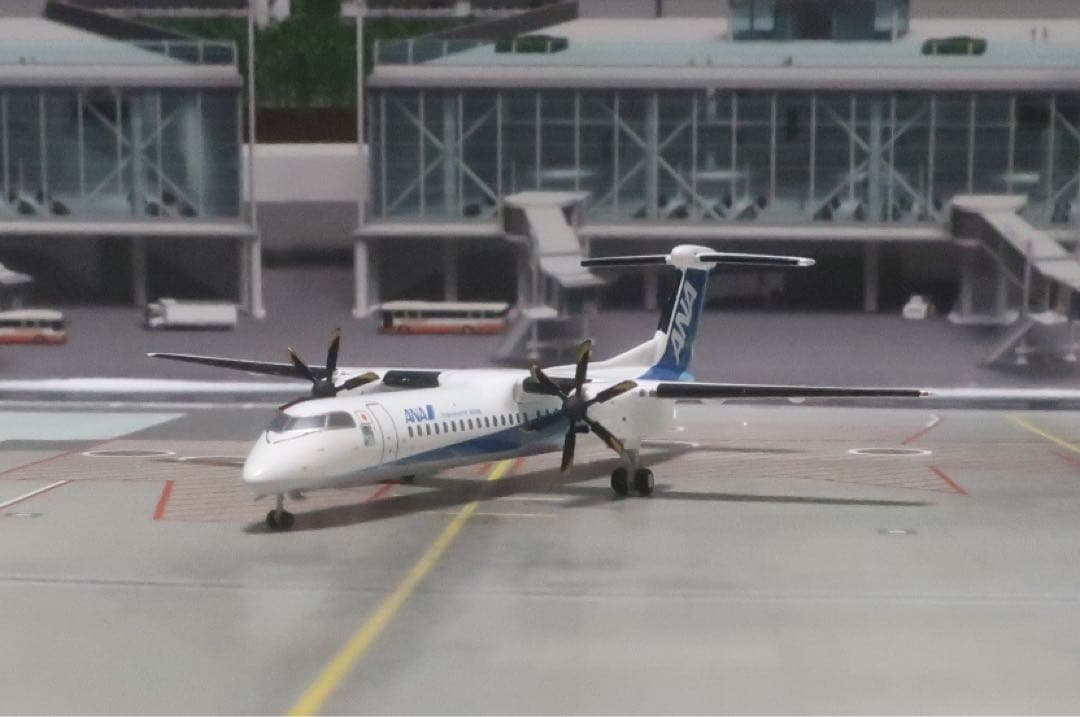 航空機・ヘリコプター 1/400 JC Wings ANA Q400