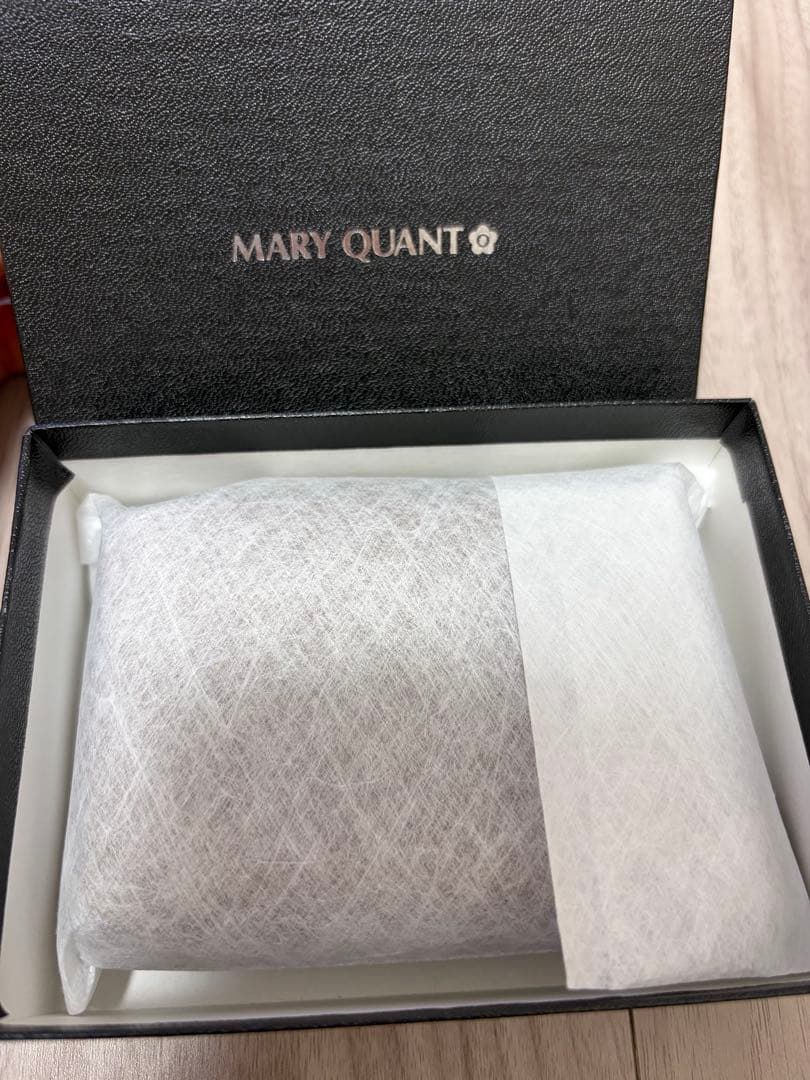 MARY QUANT ペインティングデイジー　ミニウォレット