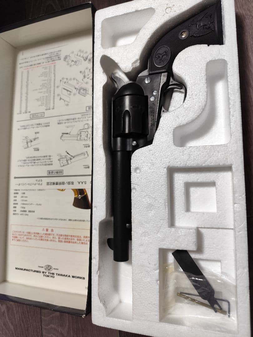 タナカ コルト SAA D.C 5inch ヘビーウェイト 6mm ガスガン