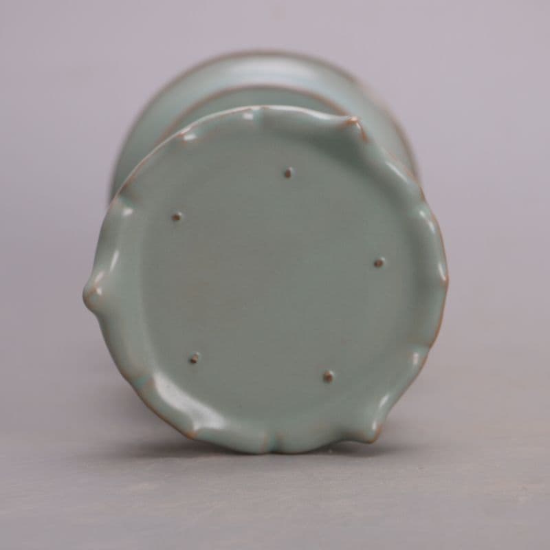 宋汝窯青釉鉄胎獅子油灯  装飾品 現代工芸品 美術品 置物