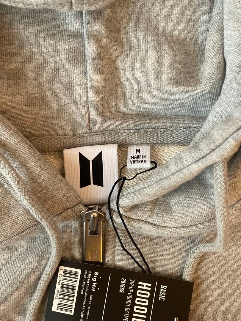 【激レア】BTS ポップアップストア 公式グッズ テテ 手書き ロゴパーカー