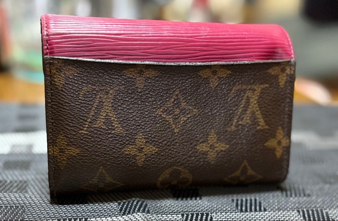 さ*ん様 超極美品　Louis Vuitton 三つ折り財布 ブラウン/ピンク