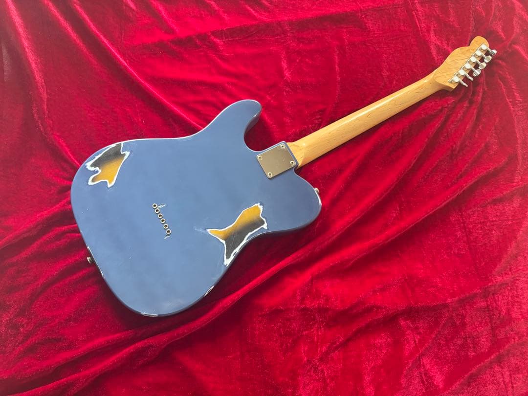 テレキャスタータイプ　マルチレイヤーカラー　ラッカーフィニッシュ　ハードレリック