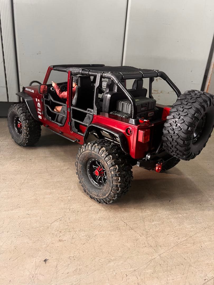 送料込み　1/10 RCクローラー　プロポ　中古　scx10 trx4