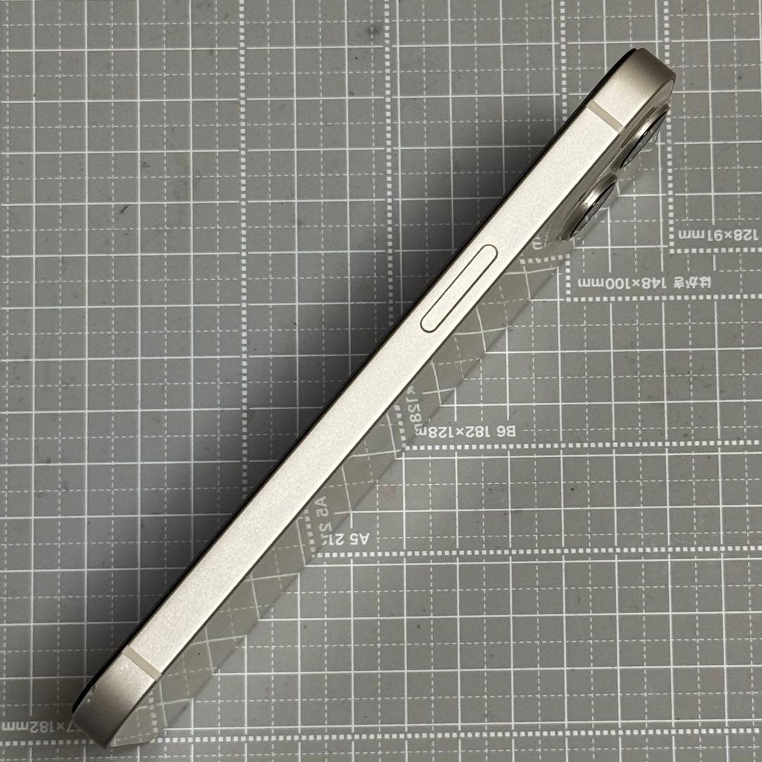 iPhone13 128GB スターライト バッテリー84%