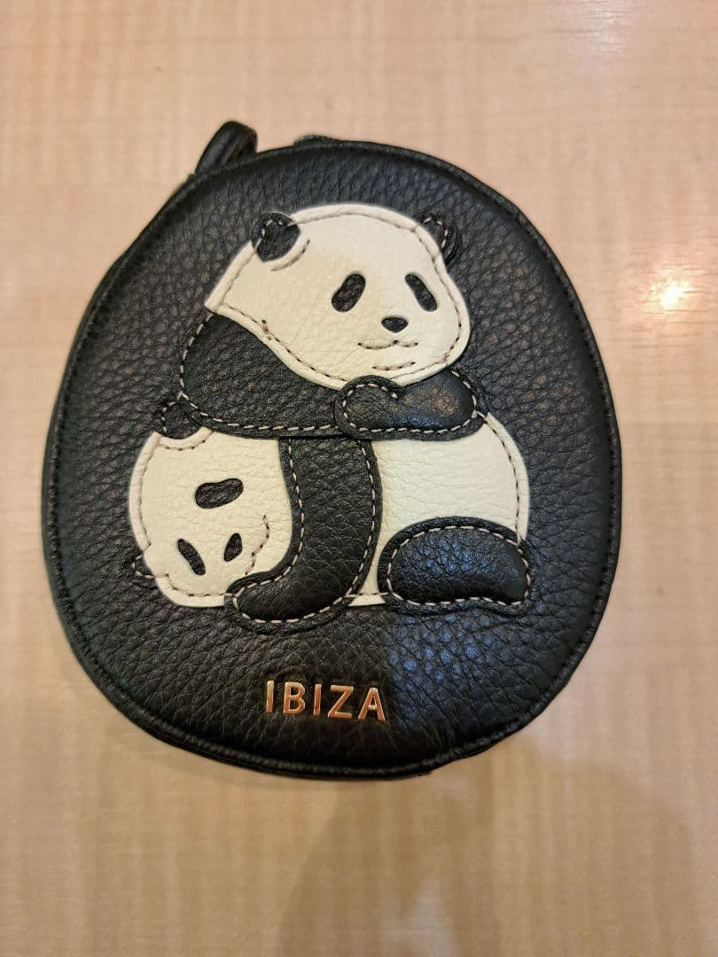 イビサ　IBIZA 　アニマーダ　ポーチ　双子パンダ