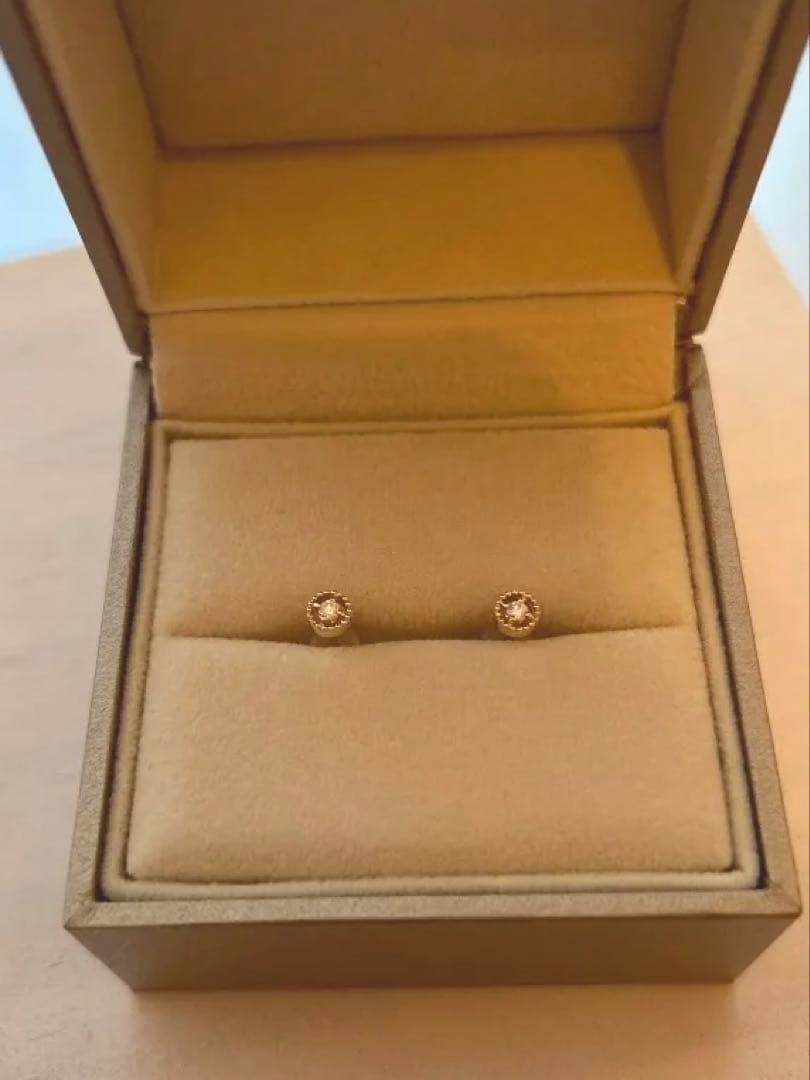 ラウンド型スタッドピアス ⭐︎ポンテヴェッキオ