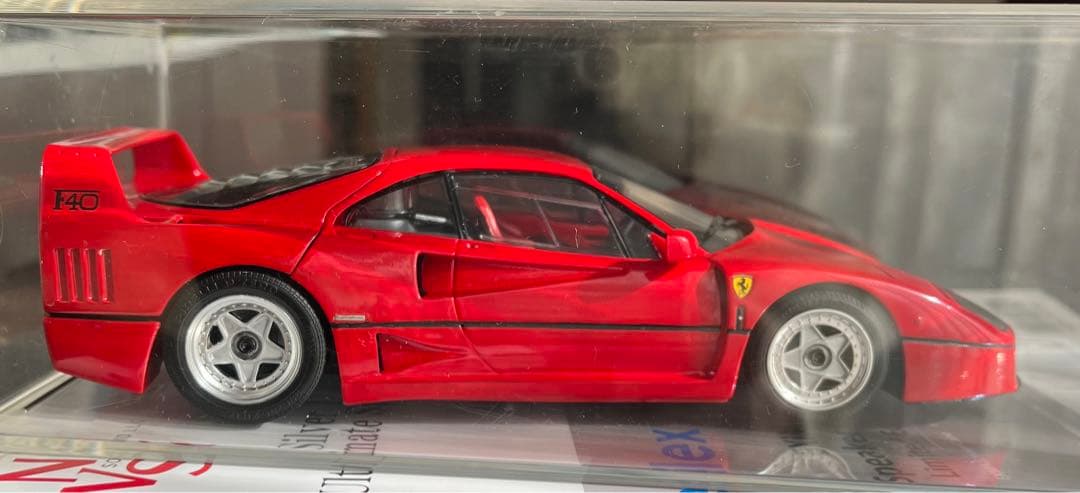 Ferrari F40 1/24 赤
