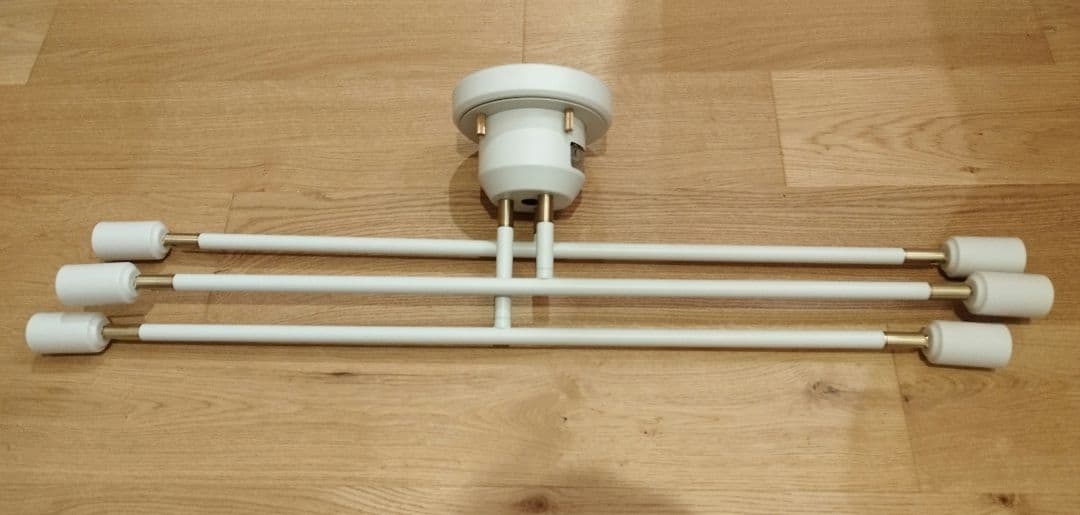 キムリック　シーリングライト　ホワイト　電球付き