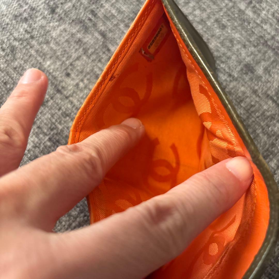 新春お値下げ！4日まで希少CHANELパイソン二つ折り財布♡