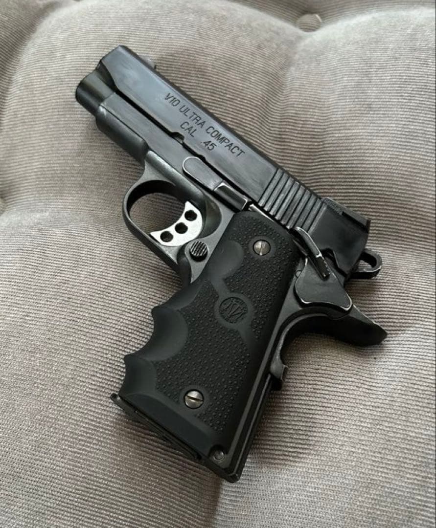 【東京マルイ】V10 Ultra Compact ブラック【ビンテージ風加工】