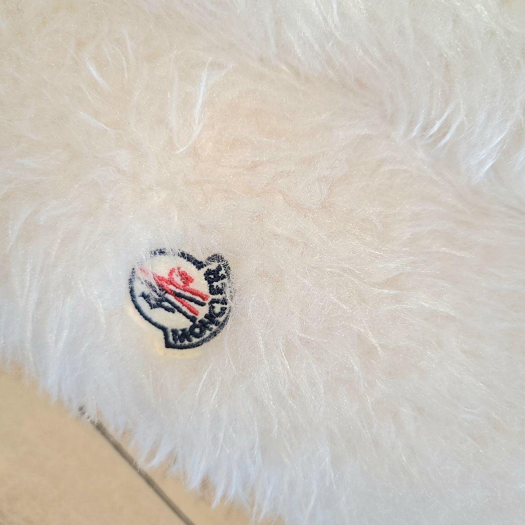 モンクレール　ダウンマフラー アイボリー