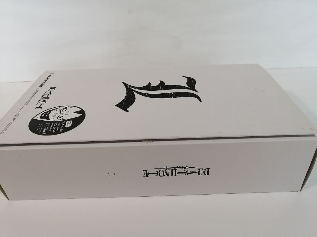 DEATH NOTE L（エル）フィギュア