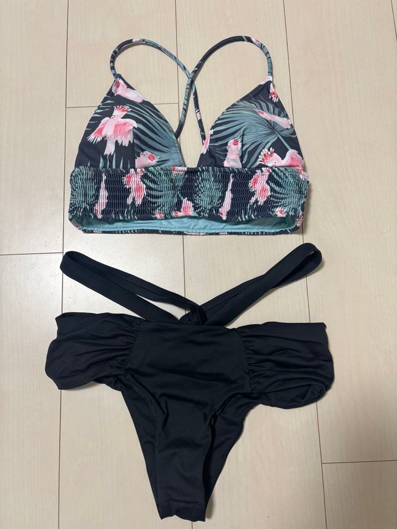 Alexia Stam フラミンゴ柄　Kimberly M アリシアスタン　上下