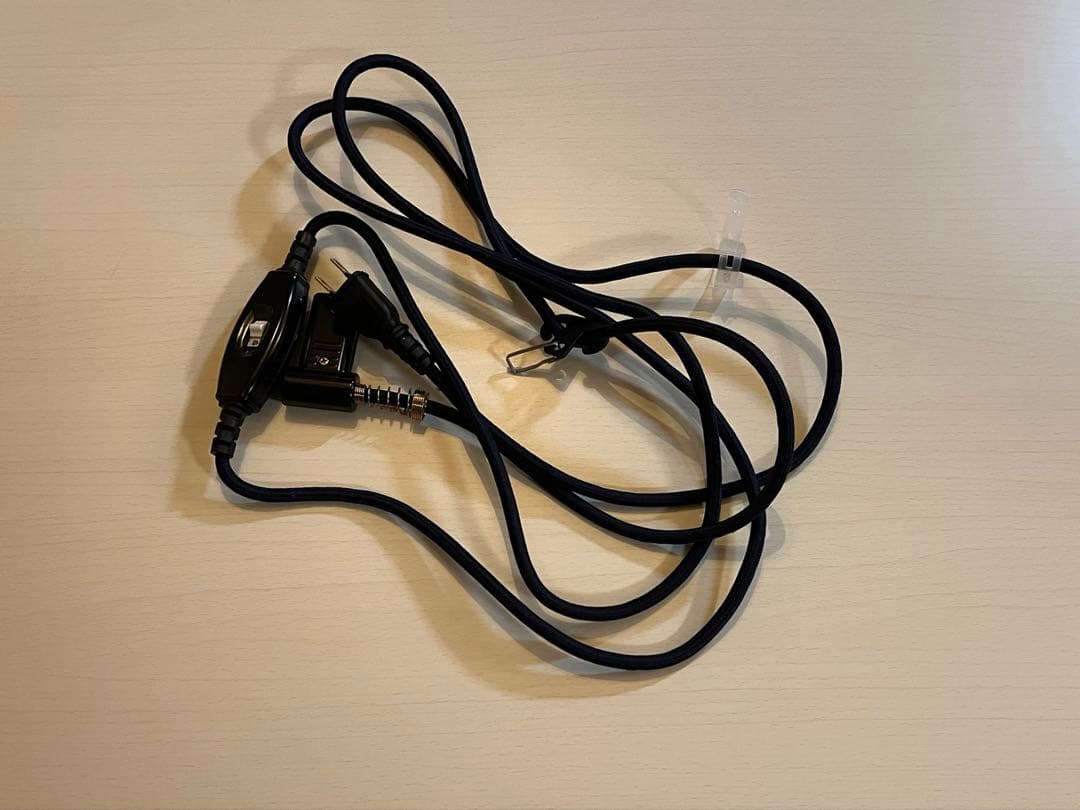 ニトリ　ホワイト 楕円形リビングこたつ 電源コード付き