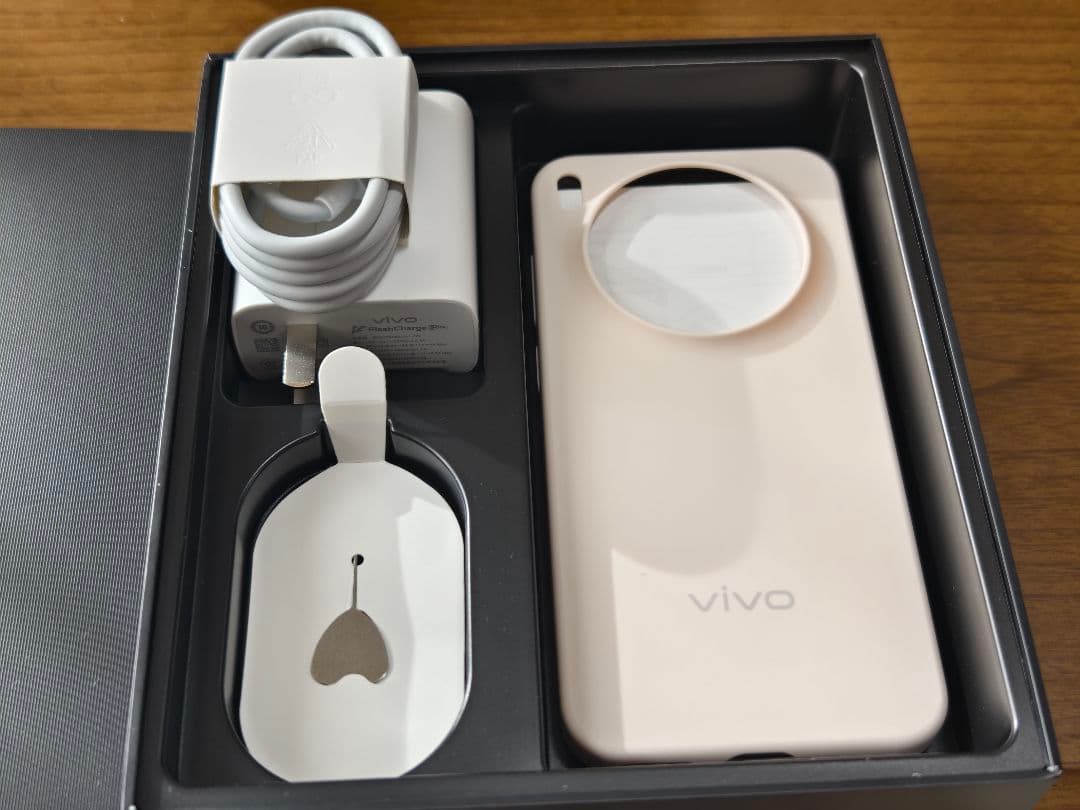 美品 Vivo X300 12GB 256GB ラッキーピンク SIMフリー