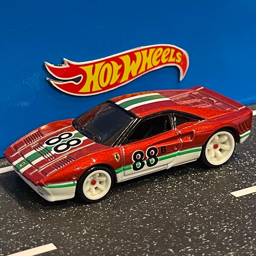 ホットウィール フェラーリ 288 GTO フェラーリレーサー