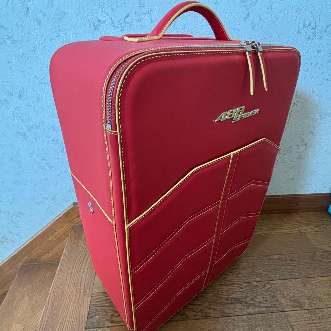 フェラーリ スーツケース spider488