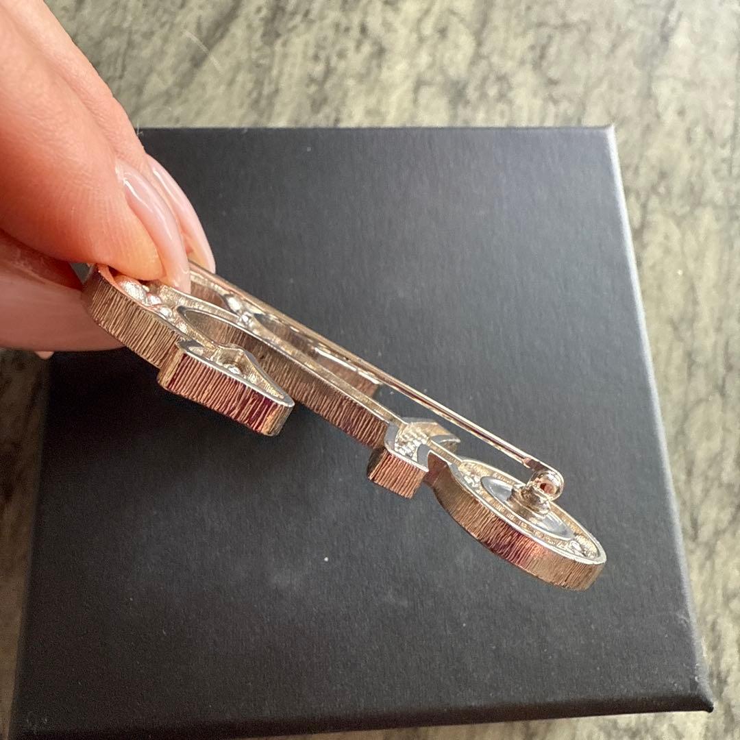 最終SALE！！CHANEL ブローチ 碇 パール ロゴ レア 希少 本物