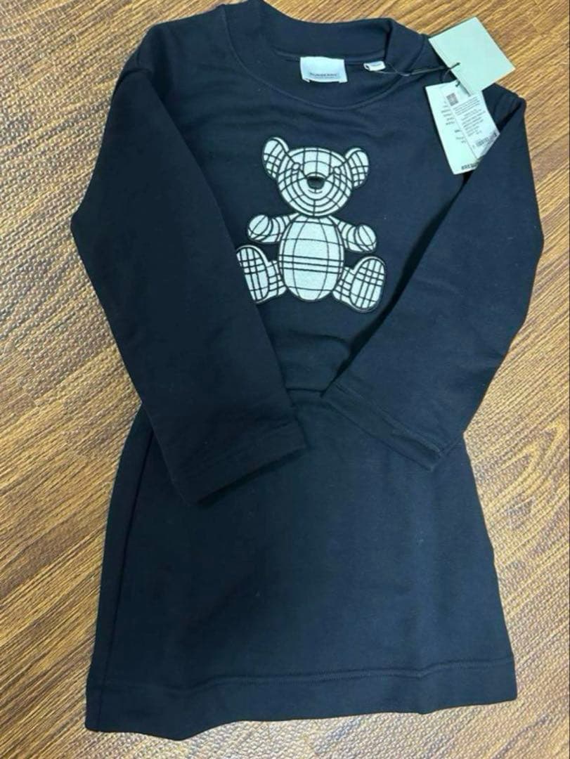 【新品】週末価格Burberryチルドレン　トレーナー6y トーマスベア