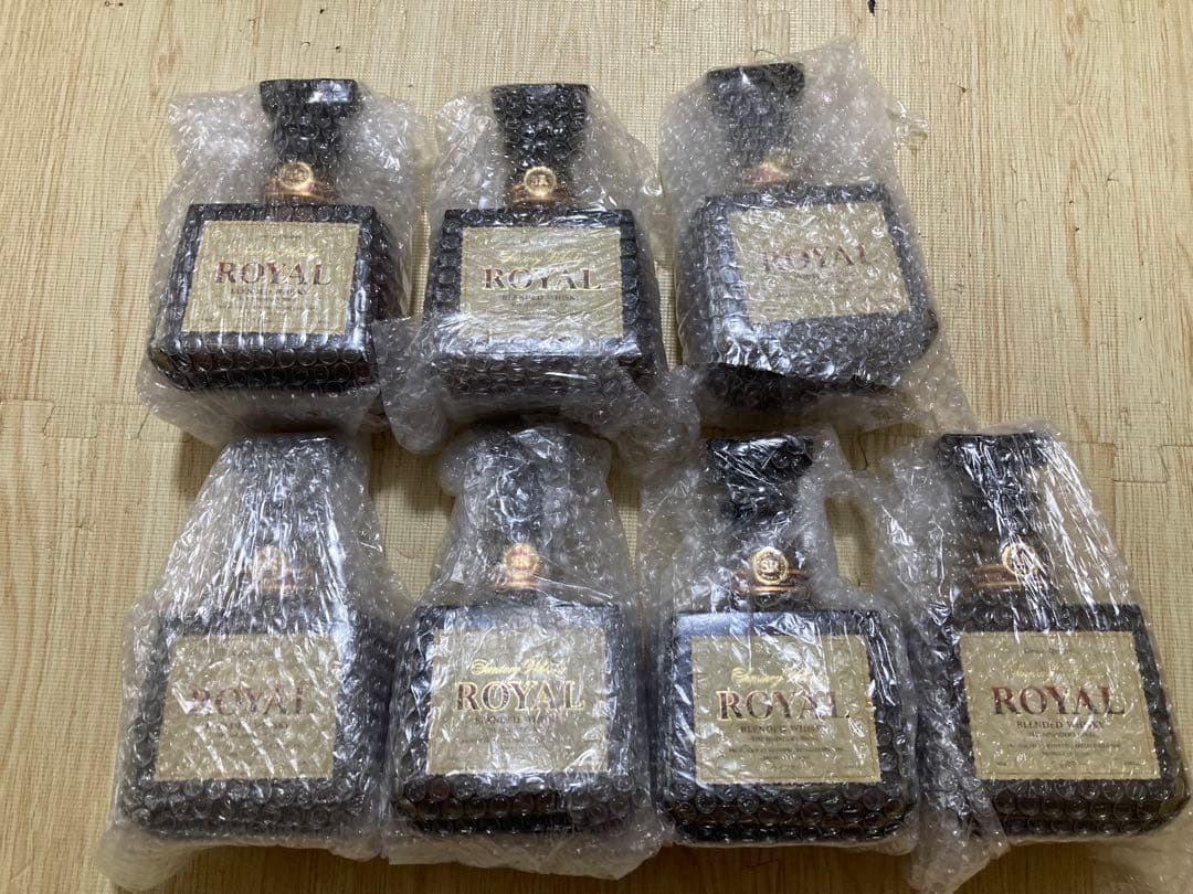 【未開栓　1本2980円】サントリー ローヤル 700ml 7本セット