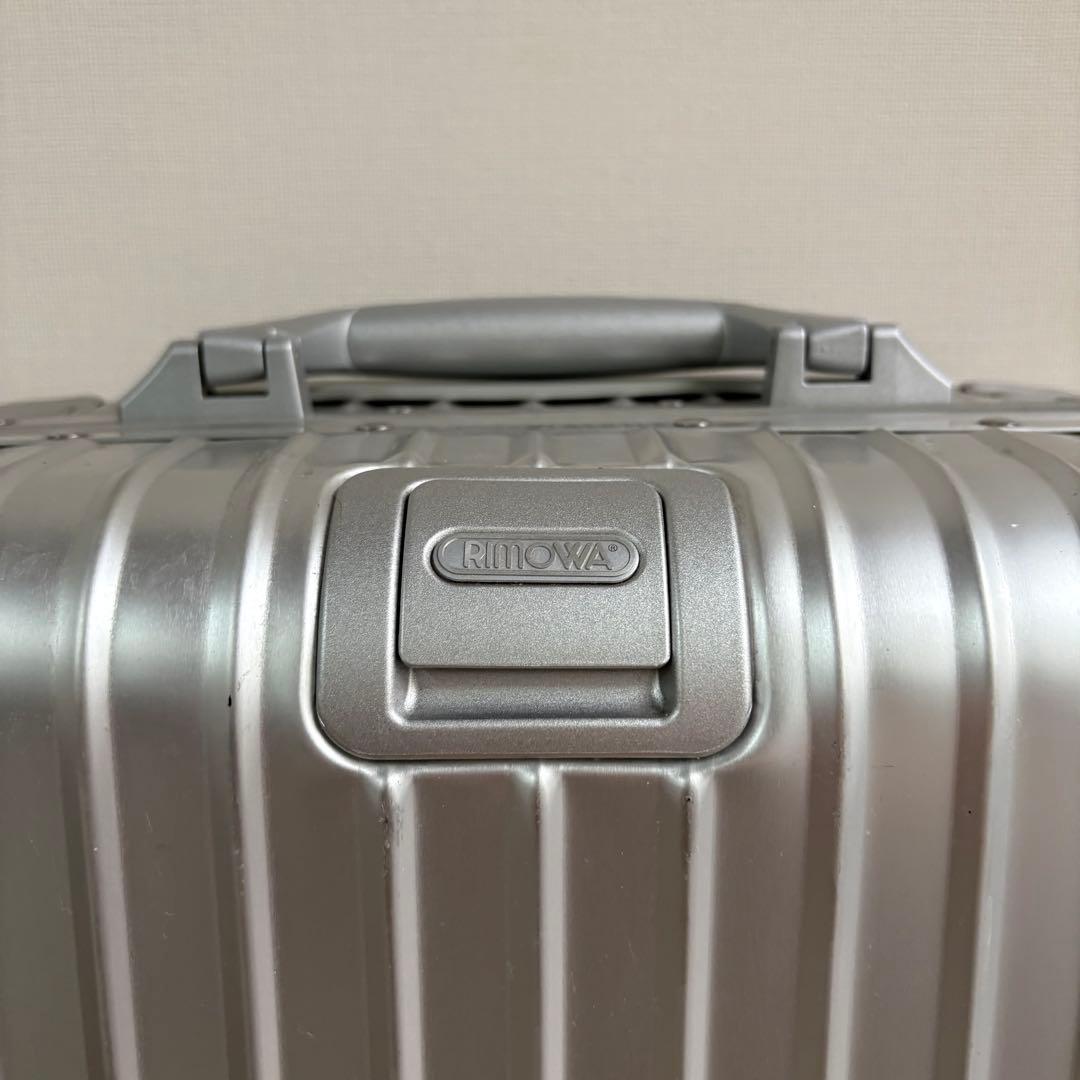 美品　RIMOWA TOPAS CABIN 32L キャリーケース　機内持ち込○