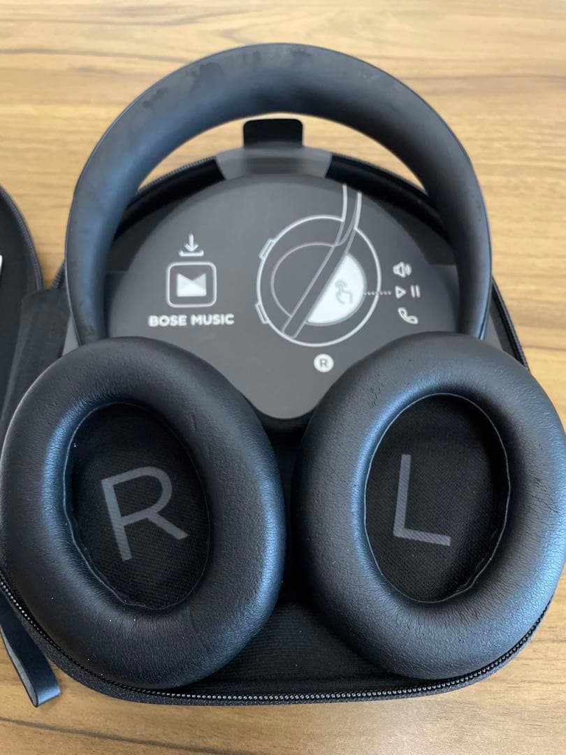 ヘッドホン Bose Noise Cancelling Headphones700