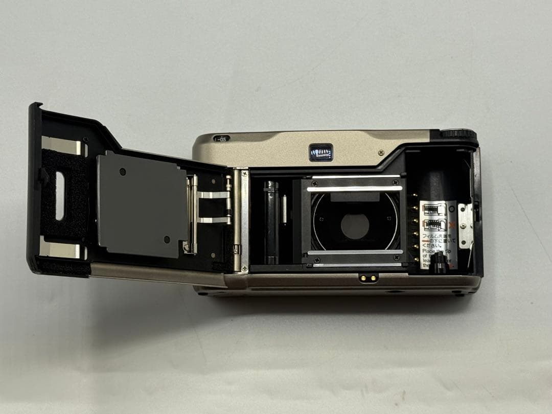 【美品】CONTAX コンタックス T2 コンパクトフィルムカメラ コンパクト