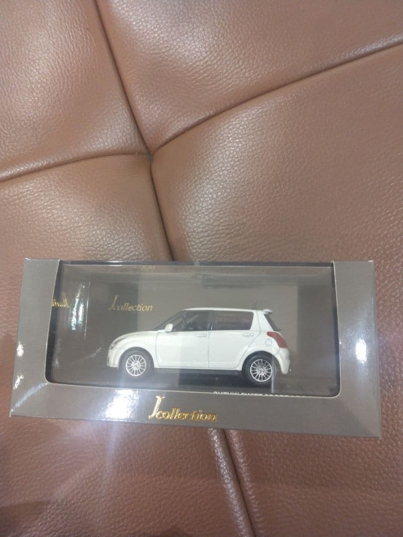 J-collection 1/43 スズキスイフトスポーツ 2006 ホワイト