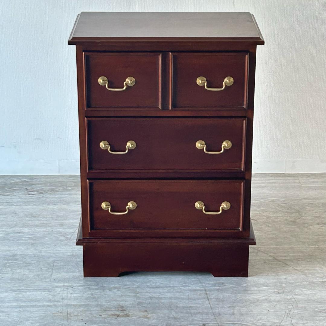 【最終値下げ】イギリス アンティーク家具 家具 スモール チェスト　276A