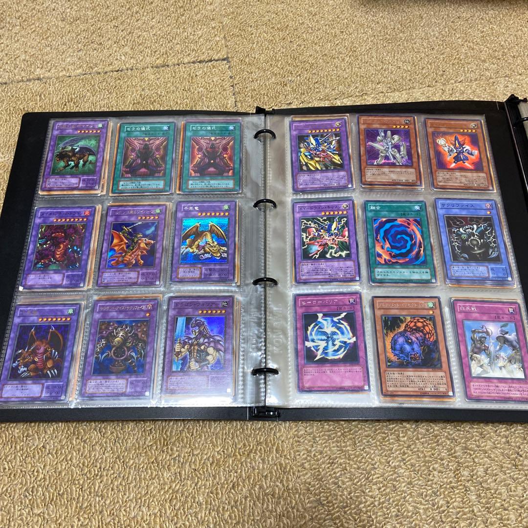 遊戯王OCGデュエルモンスターズ トレーディングカード バインダー付　引退品