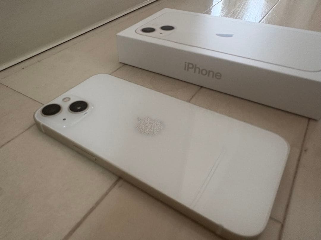 【美品】iPhone13 128GB スターライト SIMフリー