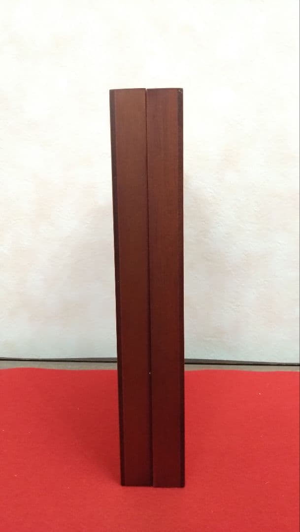 人見友紀　伝説の逃亡画家　国際芸術栄誉賞　楯　表彰状