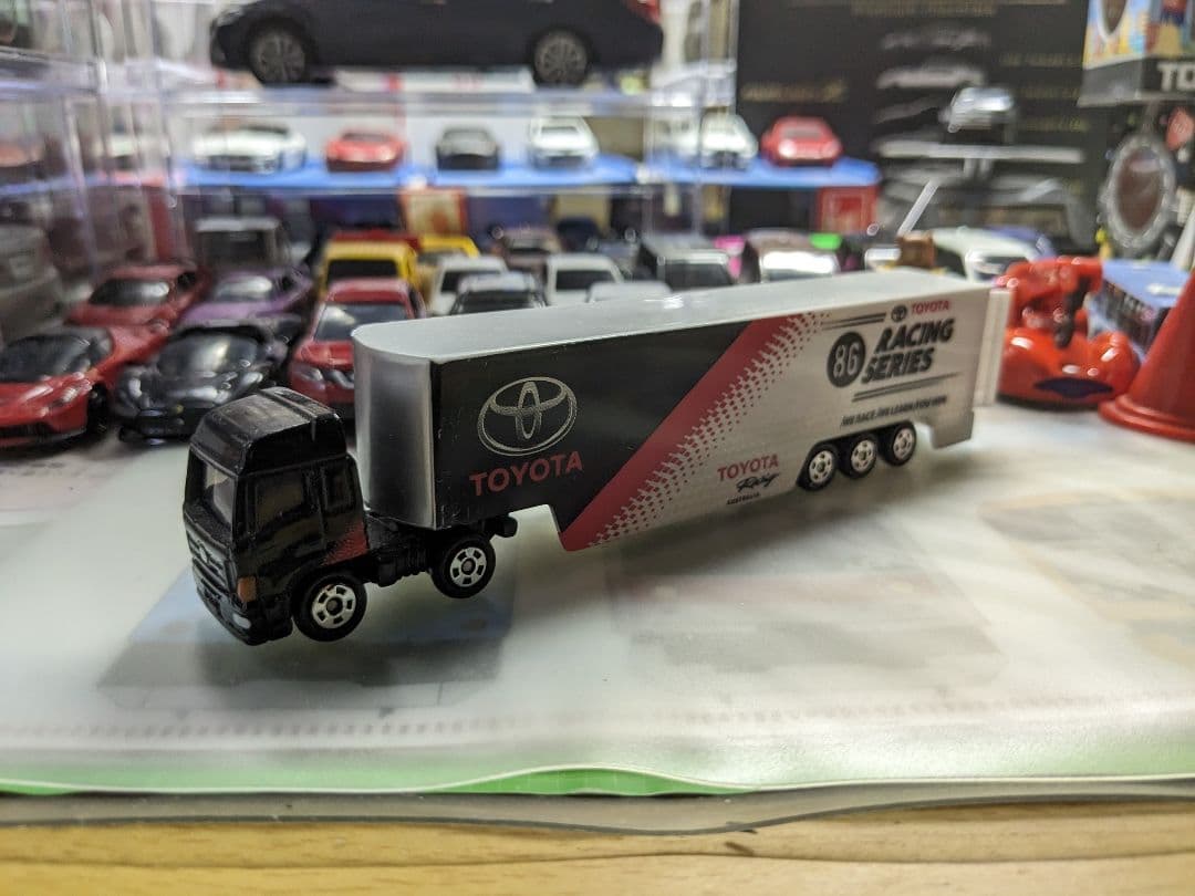 トイザらスオリジナル トミカ トヨタ 86レーシングシリーズ 2台セット