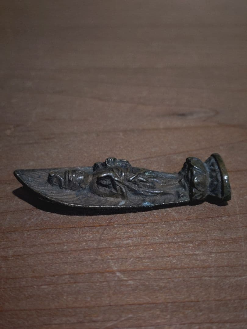 古銅 聖観音菩薩 立像 懐中仏 旅仏 豆仏 鎧仏 兜仏