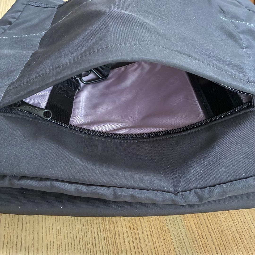 パックセーフ　ツアーセーフシリーズ　トラベルバック　キャリーオンバック　ブラック