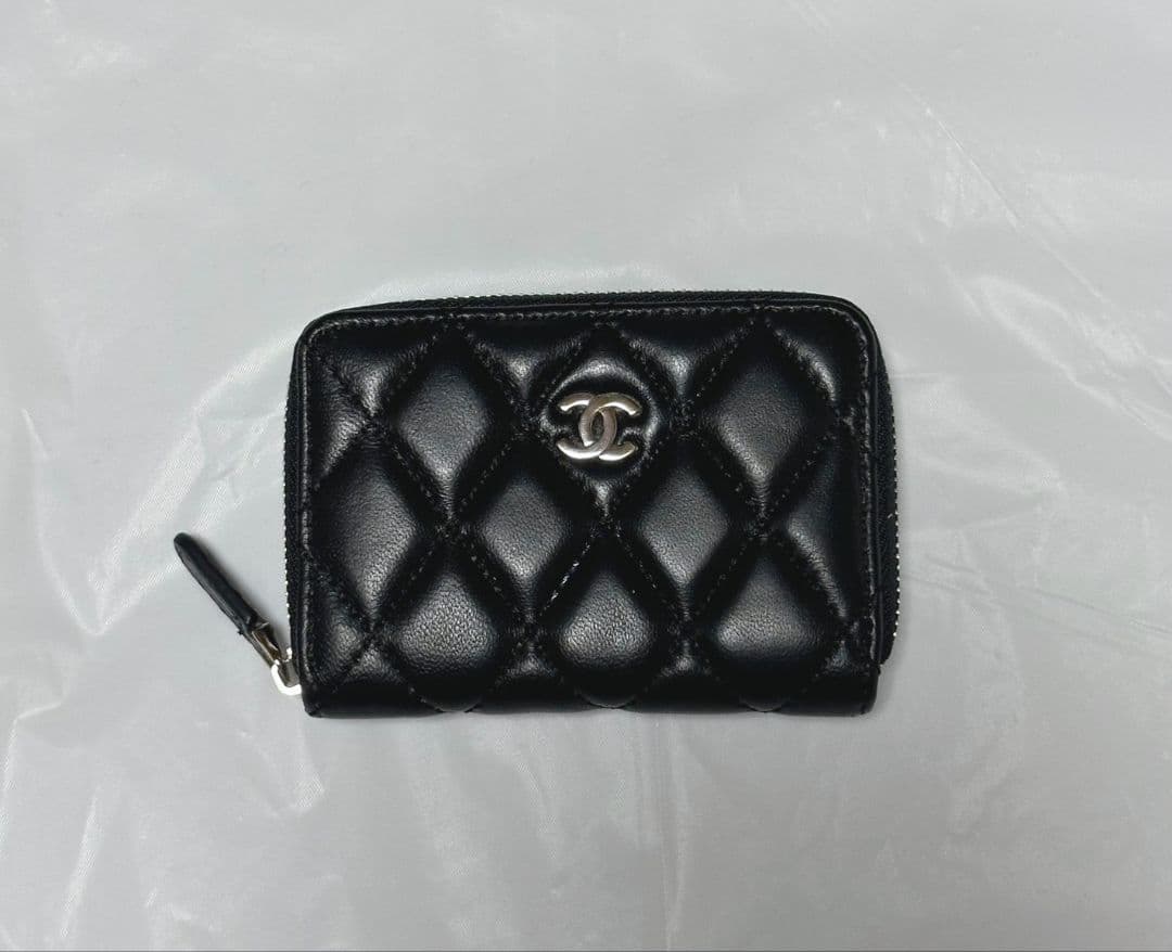 CHANEL ブラック ケース本革レザー キルティングノベルティ新品