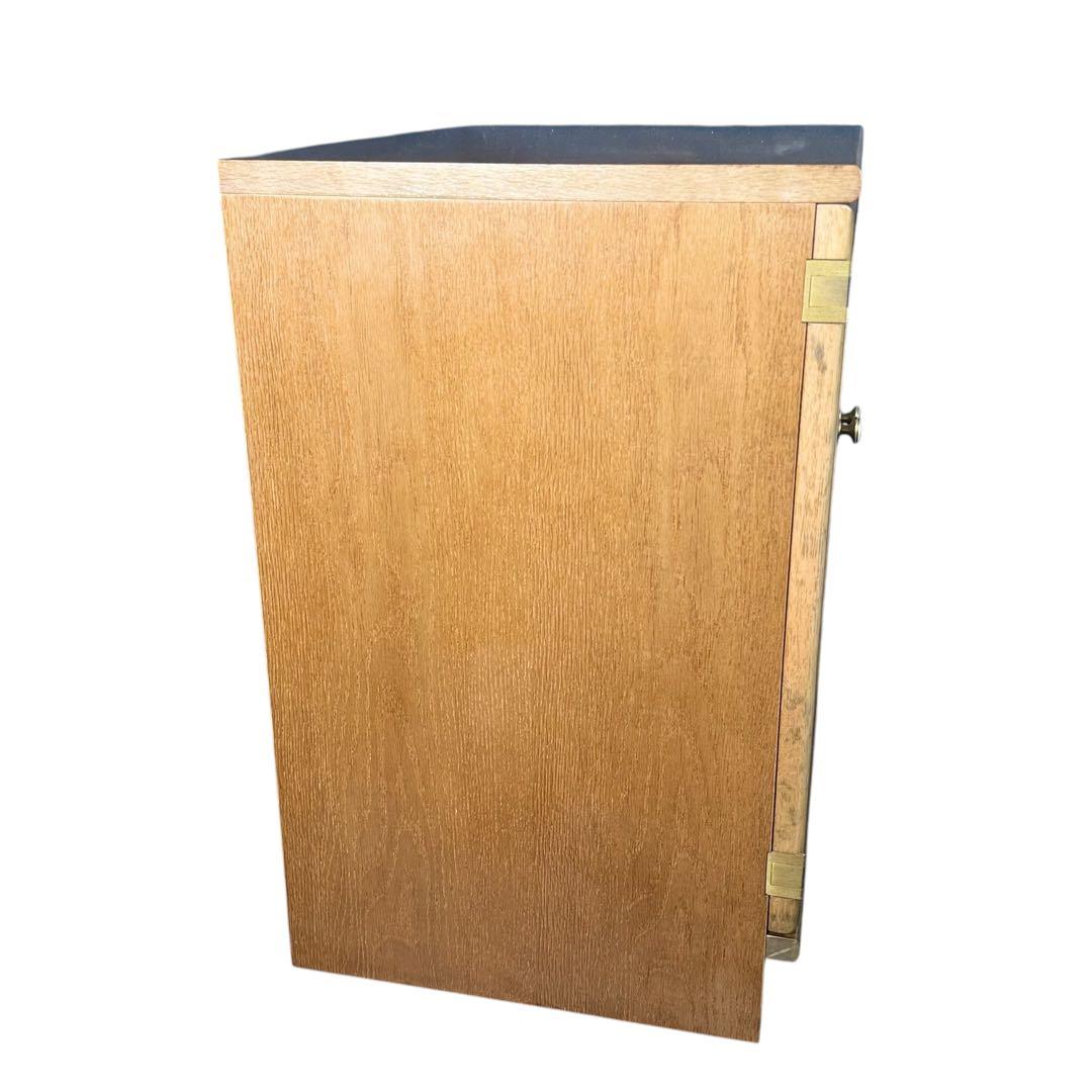 HR867 カリモク　キャビネット　両開き　ガラスキャビネット