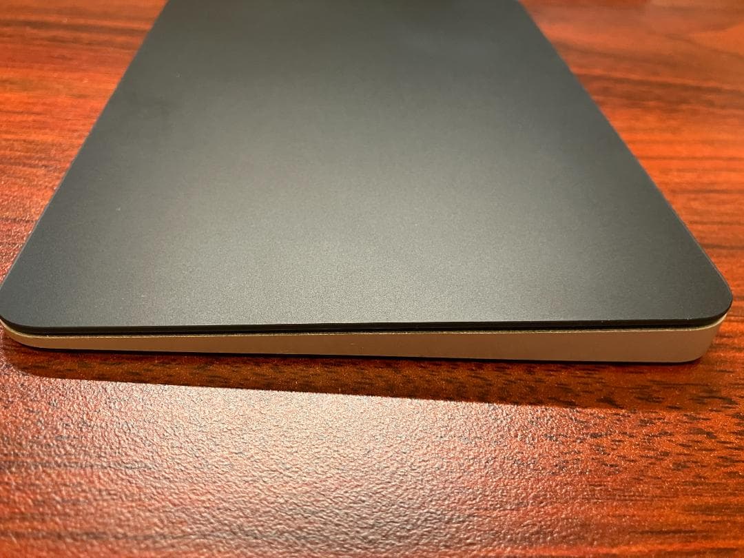 Magic Trackpad (Lightning) - ブラック