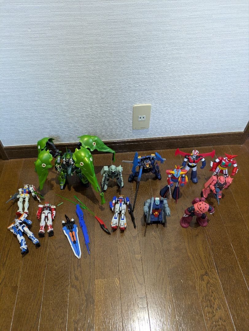 プラモデル ガンダム　ガンプラ　HG 他　スーパーロボット　ジャンク　武器