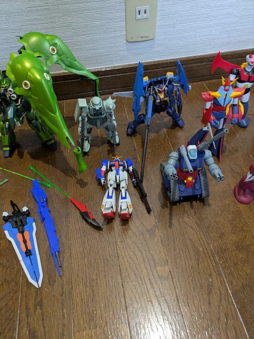 プラモデル ガンダム　ガンプラ　HG 他　スーパーロボット　ジャンク　武器