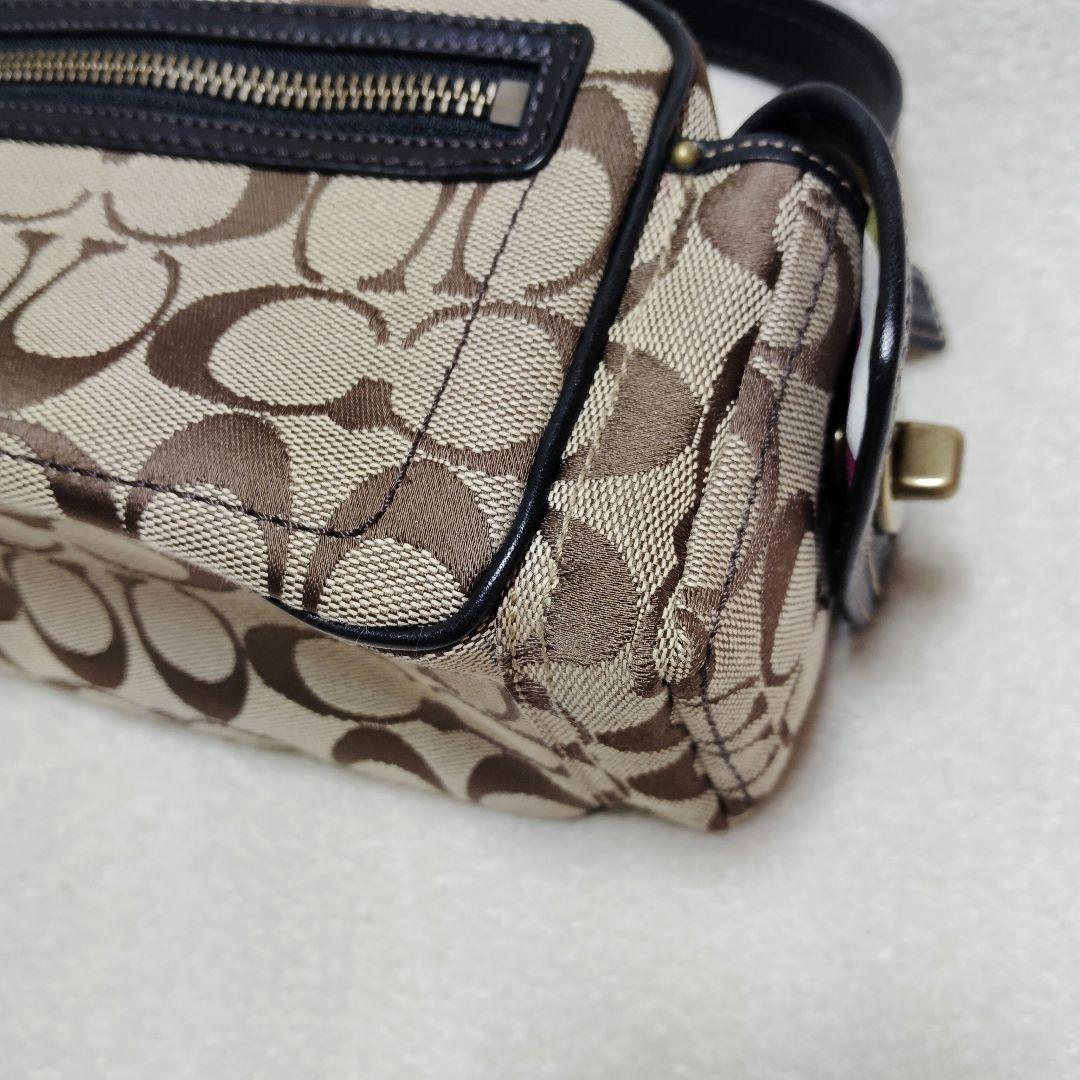 コーチ　ワンショルダーバッグ　ターンロック　シグネチャー　マルチストラップ　美品